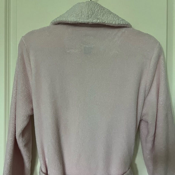 Laura Ashley Robe - Picture 6 of 8